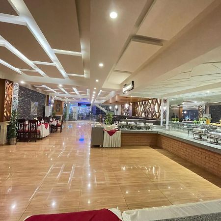 Grand Mongolia Hotel Rawalpindi Exteriör bild